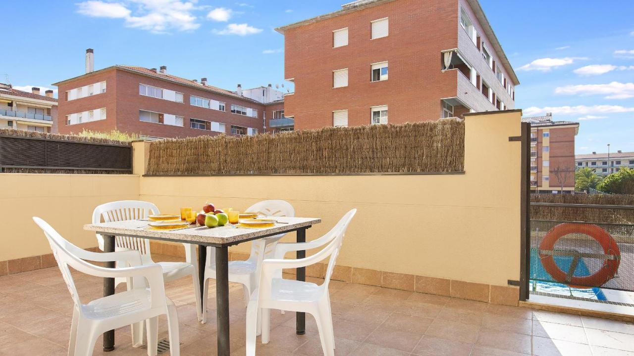 2P-53 - Lloret De Mar Exteriör bild